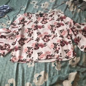 6 FOR $15 Rue 21 small top floral